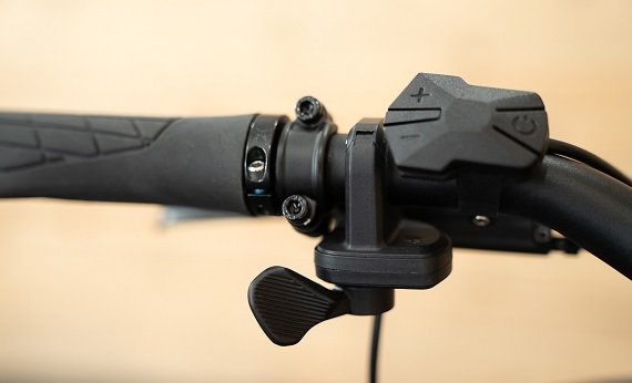 Front view of the Lectric ONE commuter electric bike