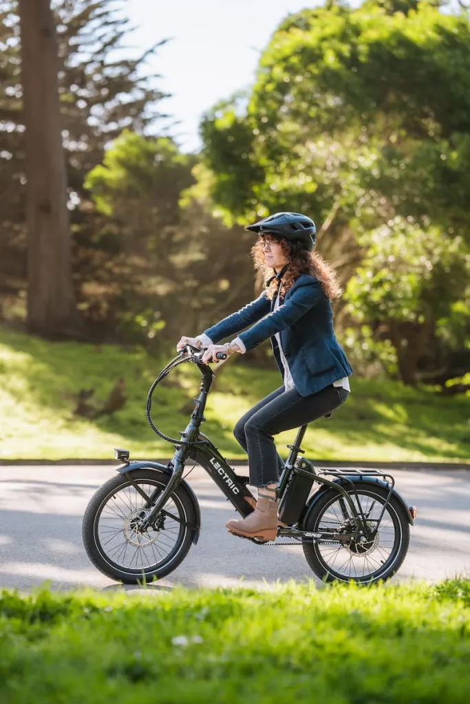 Lectric ONE electric bicycle for urban commuting with Pinion gearbox and carbon belt drive